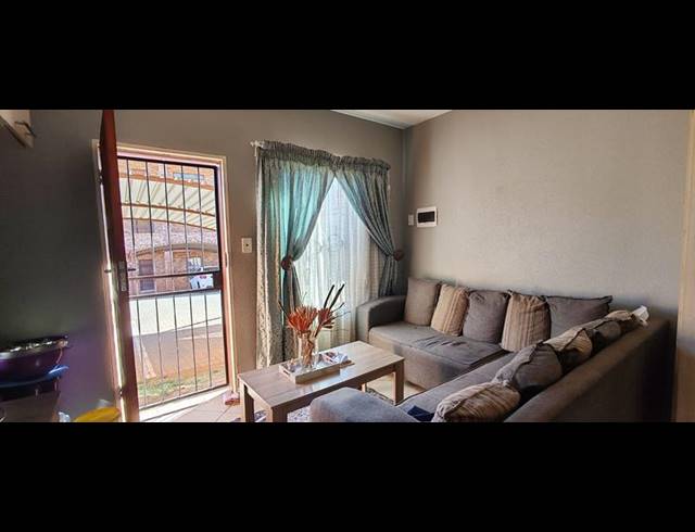 2 BEDROOM APARTMENT FOR SALE IN LOTUS GARDENS